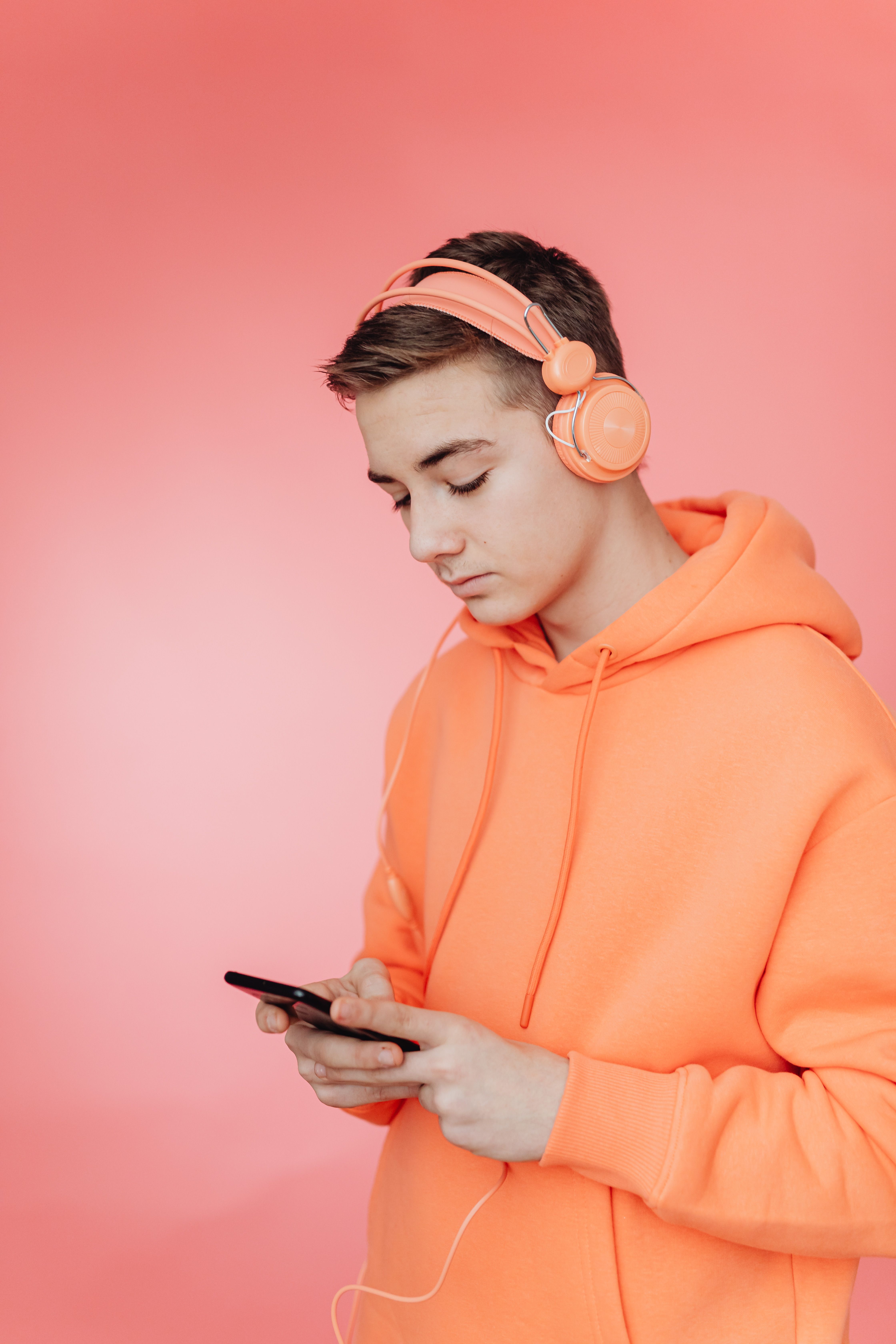 Affiliate marketing for music mobile apps